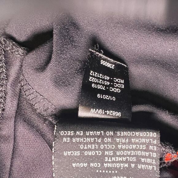 Harley Davidson Women's Black and Orange T Shirt. Size Medium - Picture 4 of 9